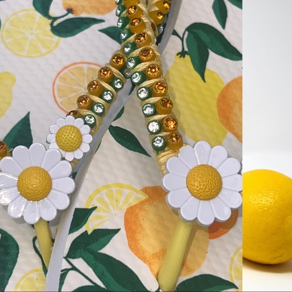 Crystal Bling Lemon Flip Flops, Handmade Embellishments, Beach Sandals, Size 7 - Picture 3 of 14